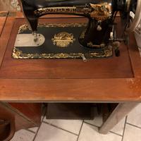 Macchina da cucire Singer 