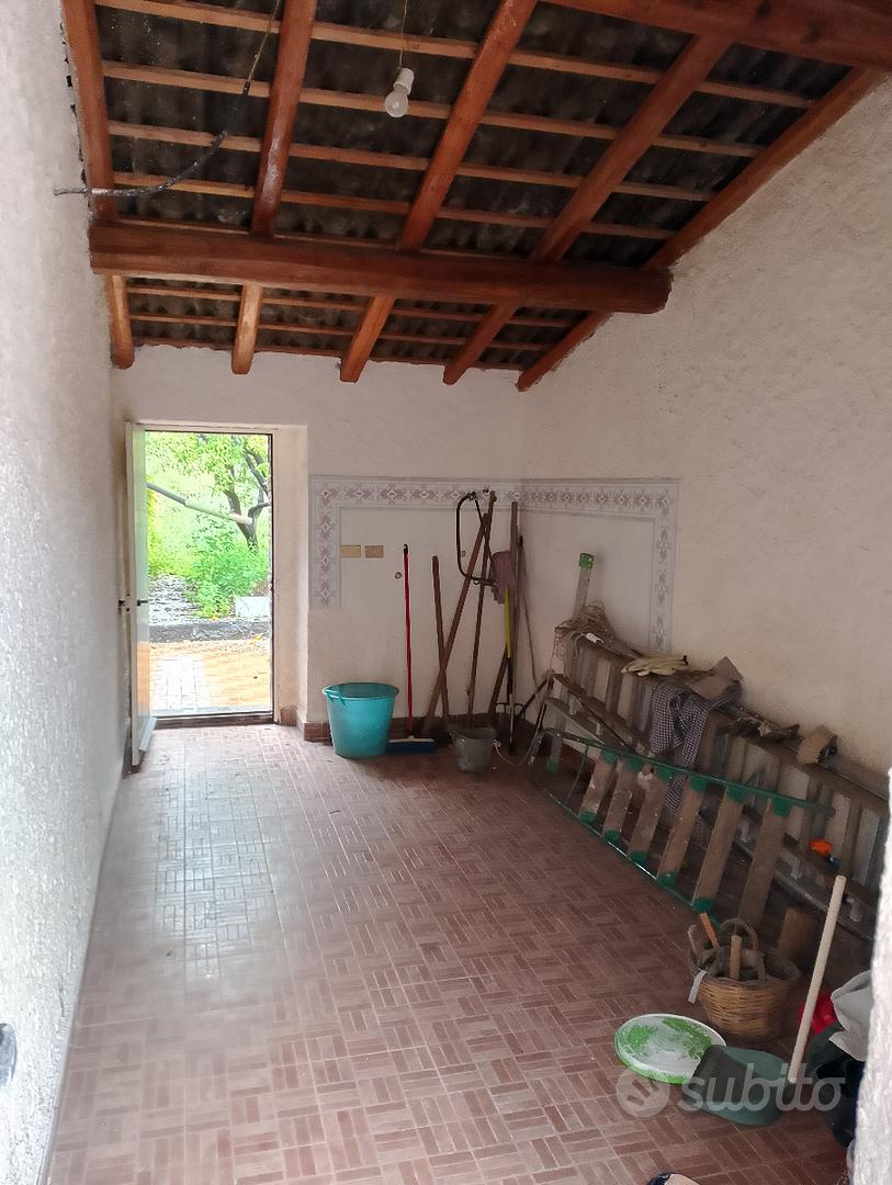 Centro.Rustico ristrutturato con terreno - Vista 4