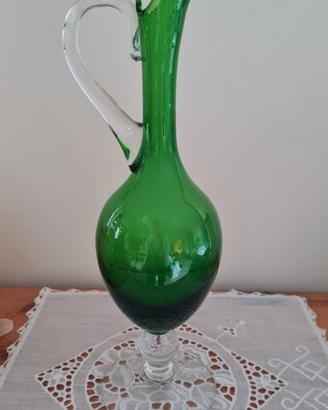 Brocca in vetro verde di Empoli