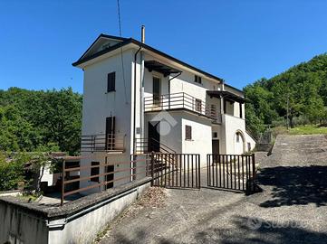 CASA SEMINDIPENDENTE A POSTA FIBRENO