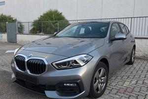 BMW 118i F40 2022 