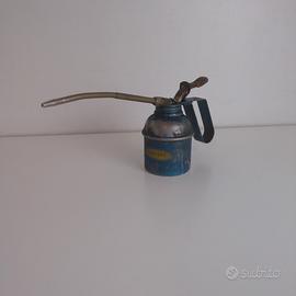 Oliatore Perfetto vintage in metallo a pressione