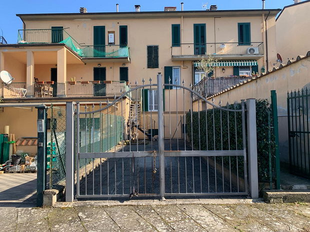 A Arezzo In San Clemente Elenchi E Prezzi Di Affitto Waa2