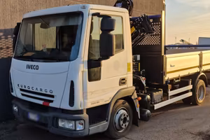 Iveco Eurocargo 75 ql + gru + ribaltabile