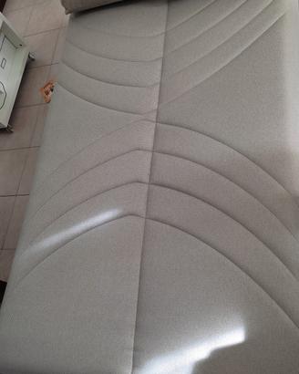 divano letto con cassttone