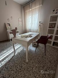 Scrivania legno bianca stile francese