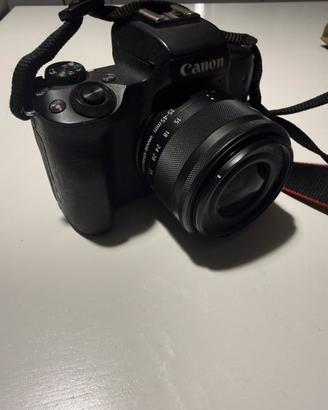 Canon M50 + obbiettivo 18-150mm