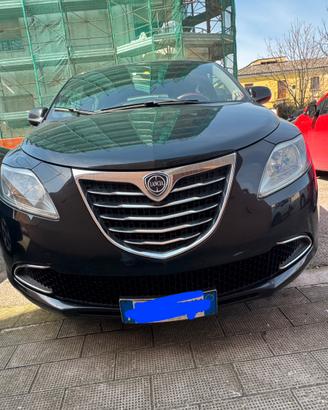 Lancia Ypsilon 0.9 Ecochic metano
