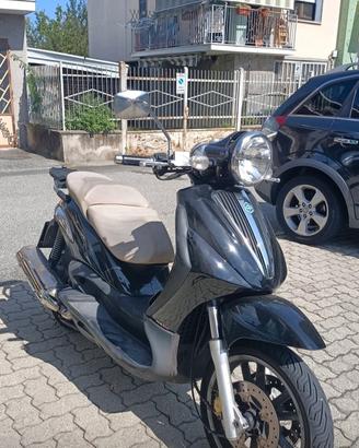 piaggio Beverly cruiser 