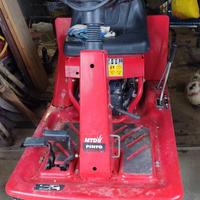 Tagliaerba per ampi spazi