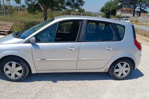 Renault Scenic 2 