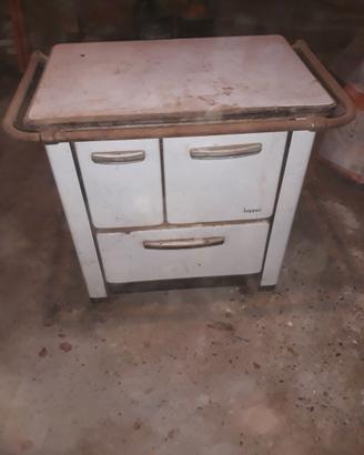 Cucina a legna antica