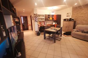 Vicchio 4 vani servizi balcone terrazza garage