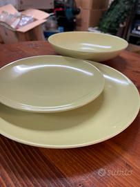 Set 150 piatti