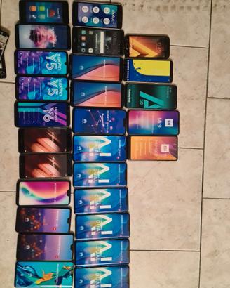 📱 Telefonini falsi da esposizione per verifiche📱