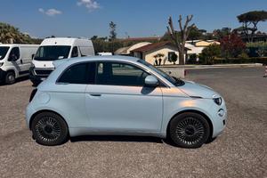 Fiat 500e 42 kWh Icon +