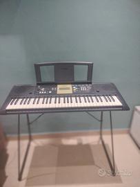  tastiera yamaha modello ypt-220