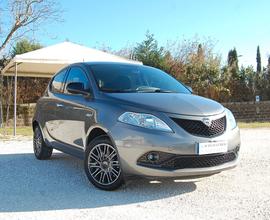 Lancia Ypsilon 1.0 Hybrid Gold Noleggio Breve Term