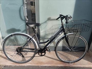 City Bike Regina 955 con cambio PRONTA