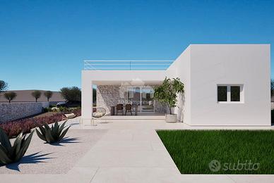 Villa 100 mq con piscina e terreno di 5500 mq