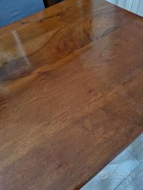 tavolo da pranzo in legno massello