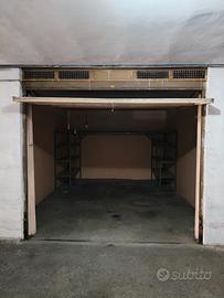 Box auto in edificio condominiale a Marigliano