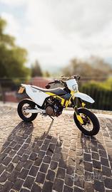 Husqvarna sm 701