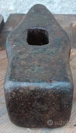 Mazza da fabbro d'epoca per incudine.