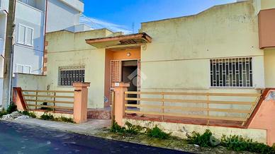 CASA INDIPENDENTE A UGENTO