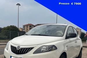 Disponibili 2 Lancia Ypsilon 1.0 FireFly 5 porte S