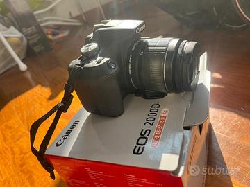 Canon EOS 2000D