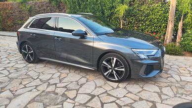 Audi A3 SPB 40 TFSI quattro S tronic line edition