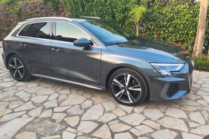 Audi A3 SPB 40 TFSI quattro S tronic line edition