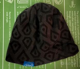 Cappello zuccotto Intel cuffie integrate