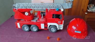 Camion dei pompieri Bruder