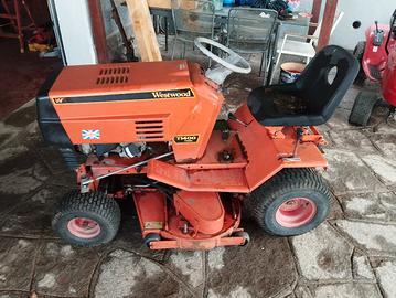 TRATTORINO TAGLIAERBA WESTWOOD T1400 TWIN