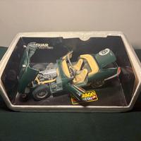 Jaguar E Cabriolet 1961 1:18 Bburago verde