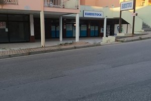 Svendita locale commerciale