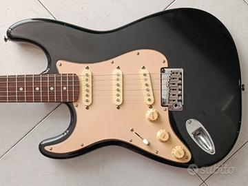 Squier Stratocaster Standard  per mancini