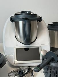 Bimby TM6 Vorwerk + 2 boccali + pelapatate + borsa