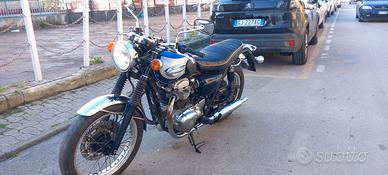 Kawasaki w 650 Fmi