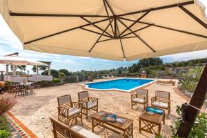 Acireale - rustico con piscina e terrazzo