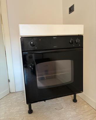 Forno da incasso e mobile