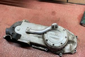 Copri carter con pedalina Piaggio liberty 50cc 4t