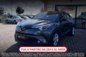 TOYOTA C-HR 1.8 Hybrid E-CVT Business