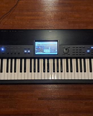 Korg KROME 88 Music Workstation con CUSTODIA