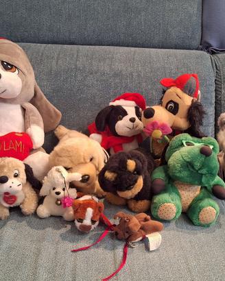 Cagnolini di peluche