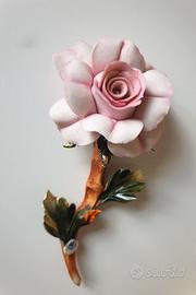 Rosa bomboniera ceramica capodimonte