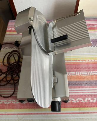 Affettatrice ESSEDUE, modello 250
