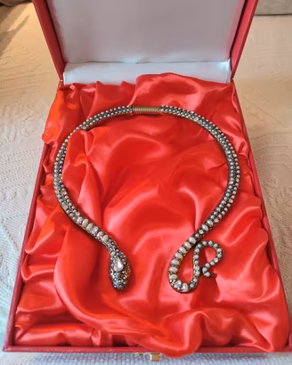 Prezioso collier vintage serpente tempestato 